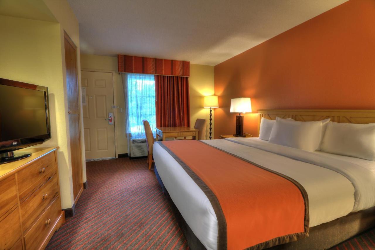 Econo Lodge Pigeon Forge Riverside Buitenkant foto