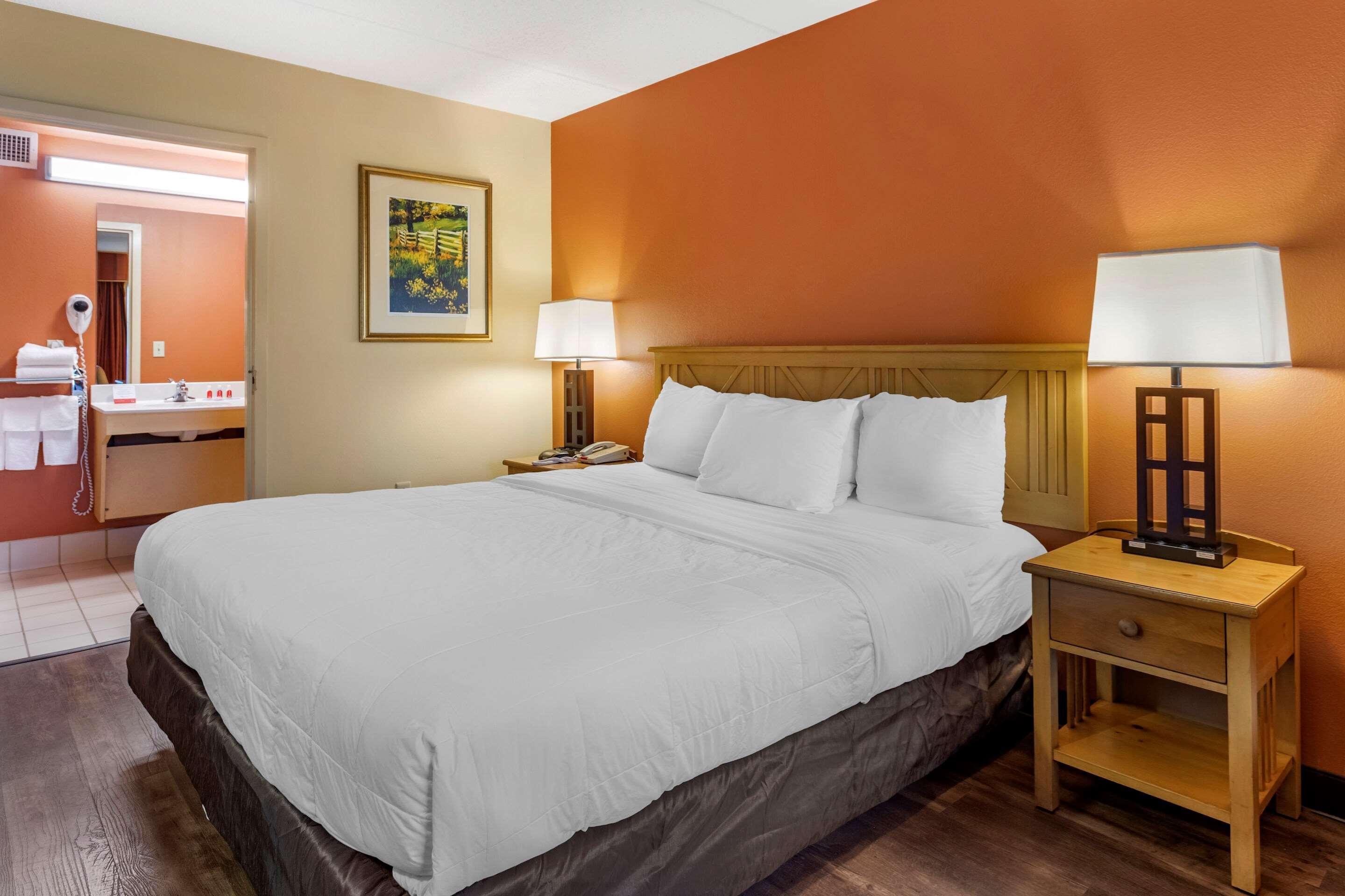 Econo Lodge Pigeon Forge Riverside Buitenkant foto