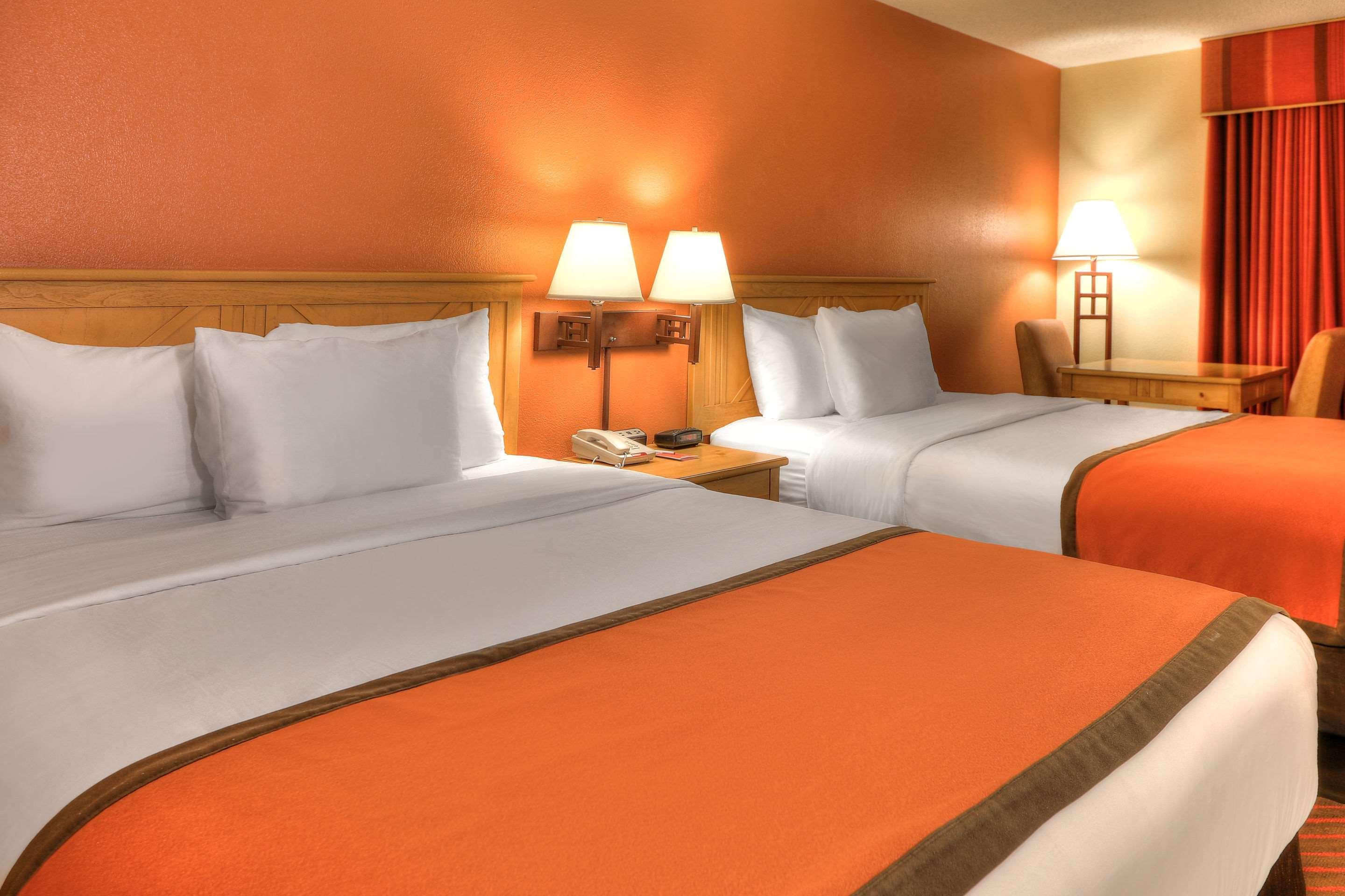 Econo Lodge Pigeon Forge Riverside Buitenkant foto