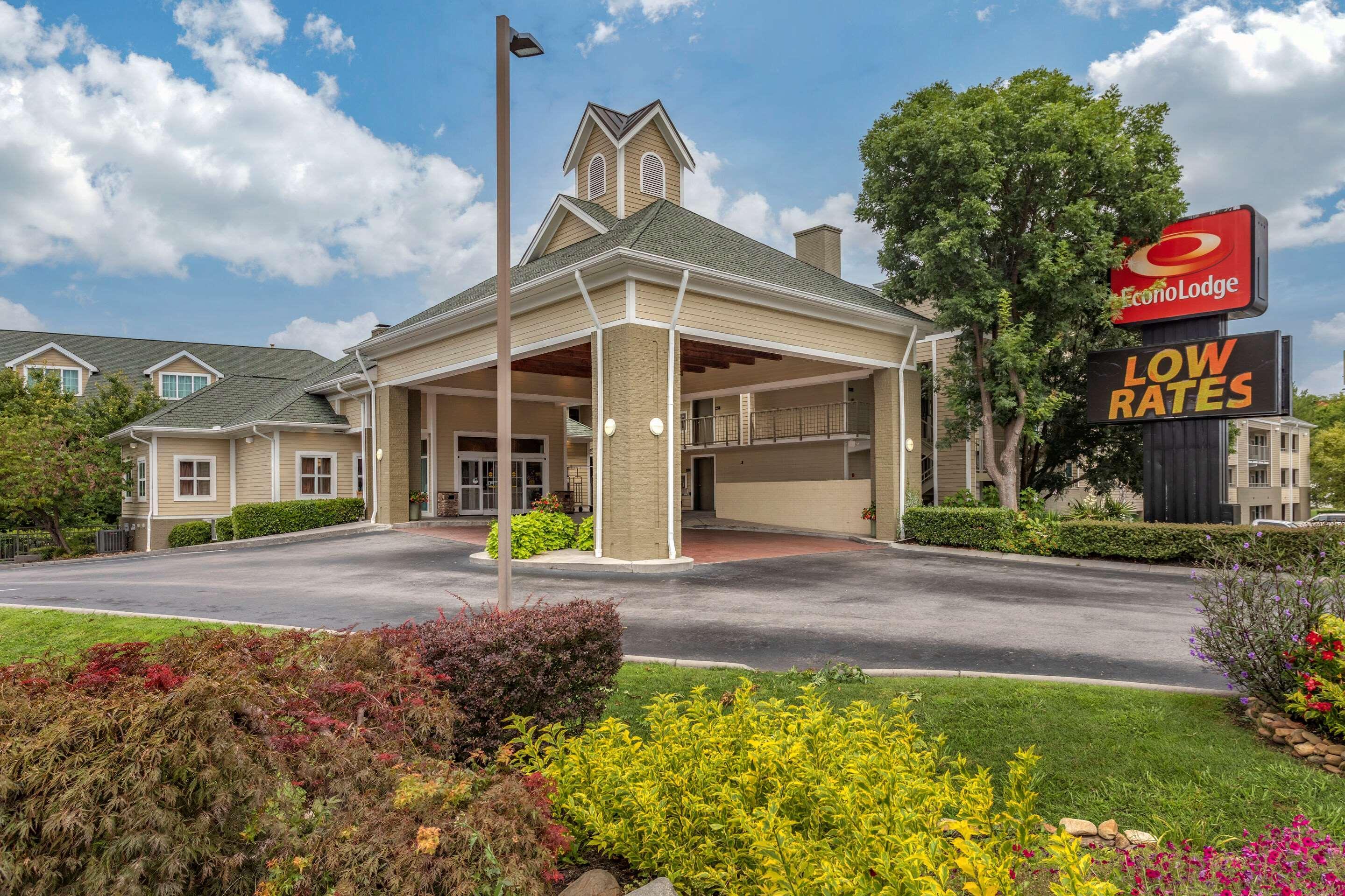 Econo Lodge Pigeon Forge Riverside Buitenkant foto