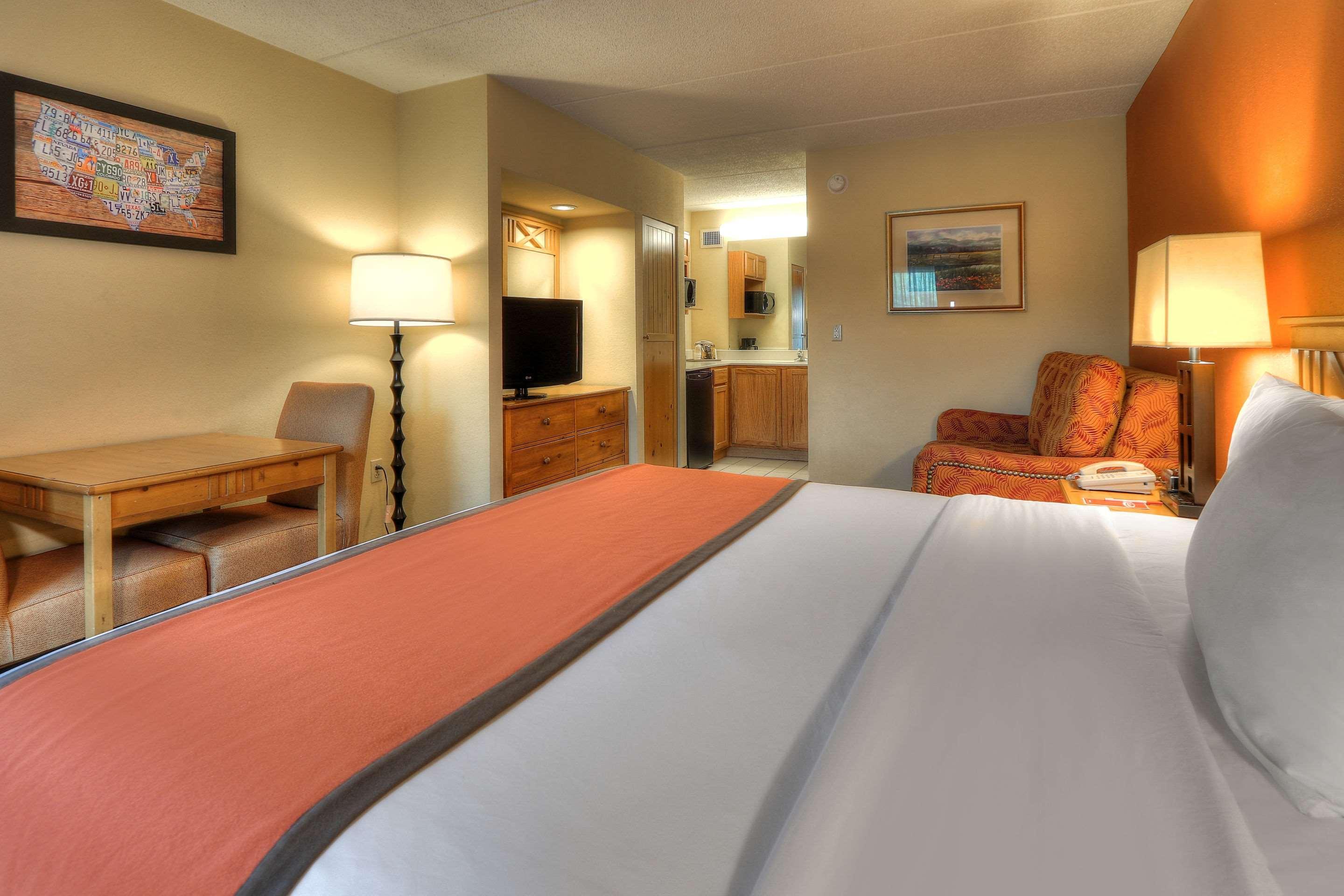 Econo Lodge Pigeon Forge Riverside Buitenkant foto